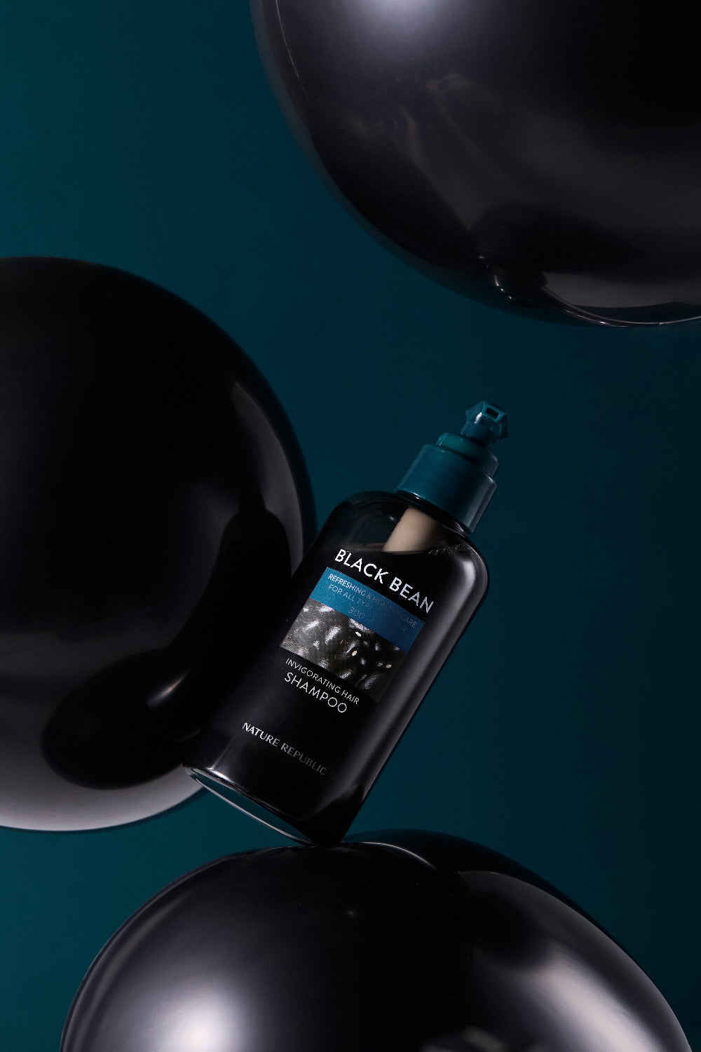 BLACK BEAN INVIGORATING HAIR SHAMPOO - Stärkendes Shampoo für kräftigeres, glänzendes Haar
