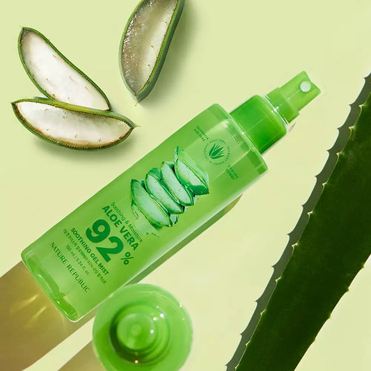 SOOTHING &amp; MOISTURE ALOE VERA 92% SOOTHING GEL SPRAY