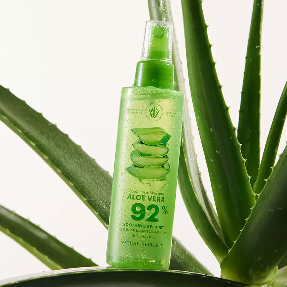 SOOTHING &amp; MOISTURE ALOE VERA 92% SOOTHING GEL SPRAY